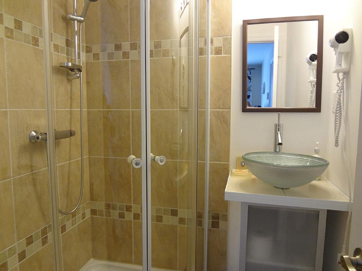 Hotel Saint-Donat Ngoại thất bức ảnh