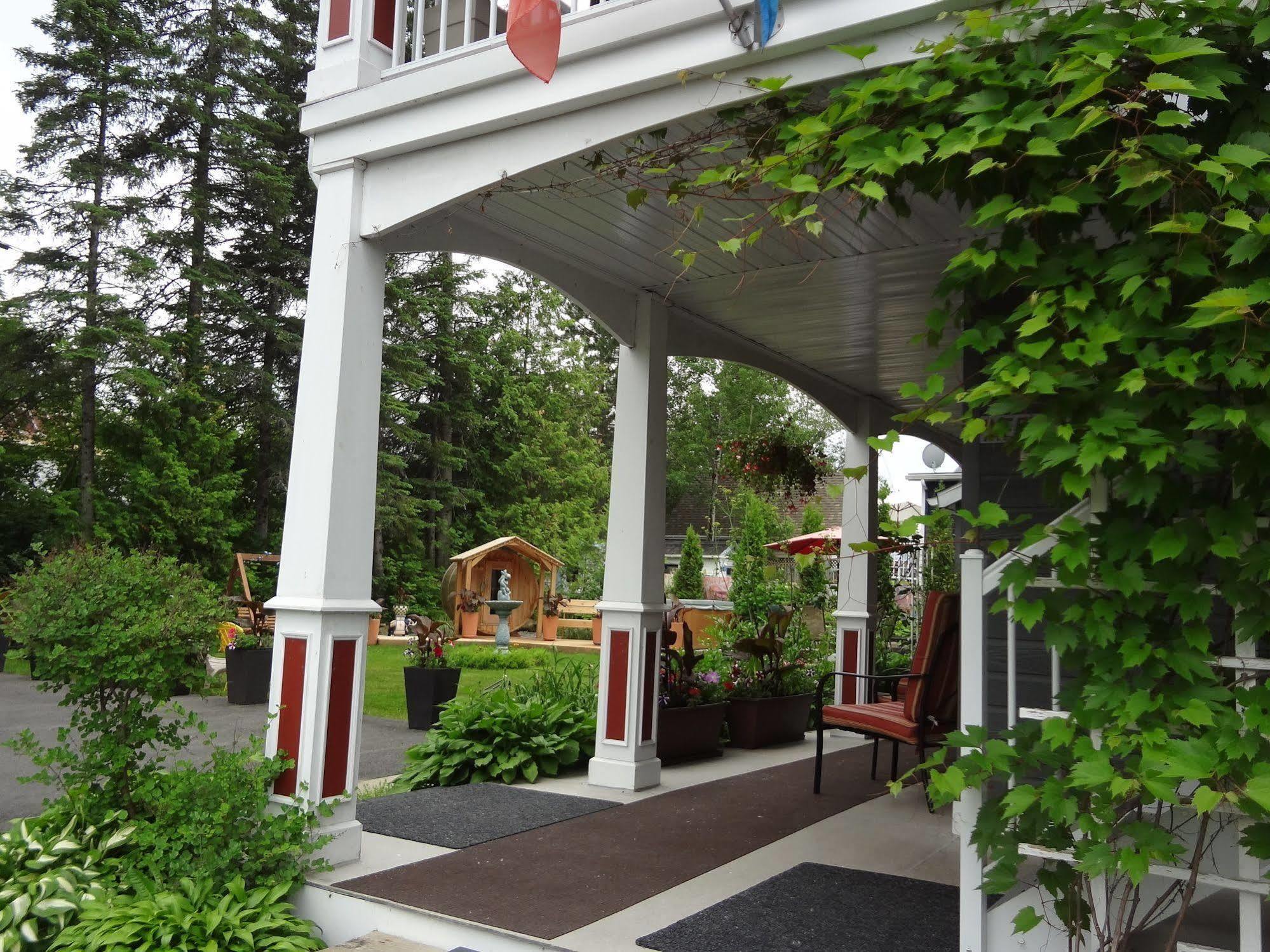 Hotel Saint-Donat Ngoại thất bức ảnh